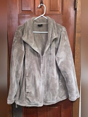 32 Degrees Plush Full-Zip Teddy Jacket in Taupe